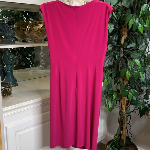 🆕NWT New Directions Fuchsia Sleeveless Rosette Dress - Picture 2 of 9